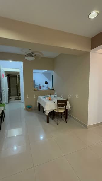 Service Residence for Sale at D'Alamanda - Kelly Kok - Dining Room - PropertyGuru.com.my