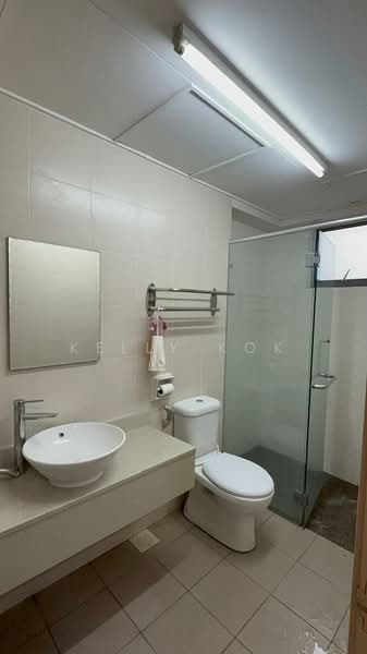 Service Residence for Sale at D'Alamanda - Kelly Kok - Bathroom - PropertyGuru.com.my