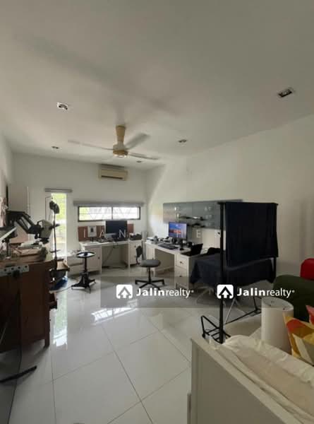 2-storey Terraced House for Rent in Taman Sri Hartamas (Sri Hartamas) - Ian Chen - Study - PropertyGuru.com.my