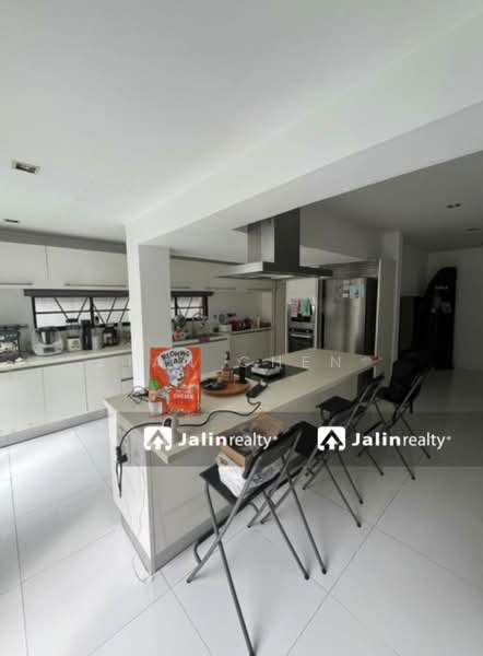 2-storey Terraced House for Rent in Taman Sri Hartamas (Sri Hartamas) - Ian Chen - Kitchen - PropertyGuru.com.my