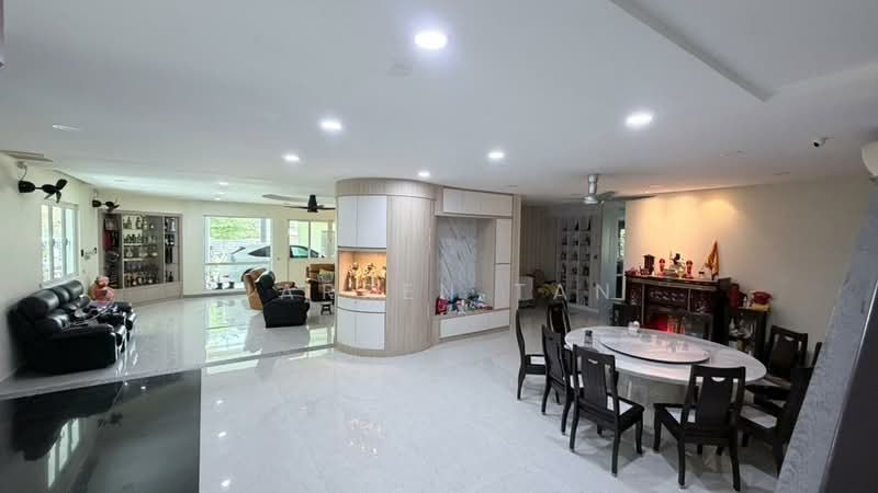 2-storey Terraced House for Sale in Bandar Kinrara Seksyen 8 (Bandar Kinrara) - Jarren Tan - Living Room - PropertyGuru.com.my