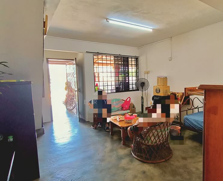 2-storey Terraced House for Sale in Taman Muhibbah (Kulai) - Cheryl Tey - Living Room - PropertyGuru.com.my