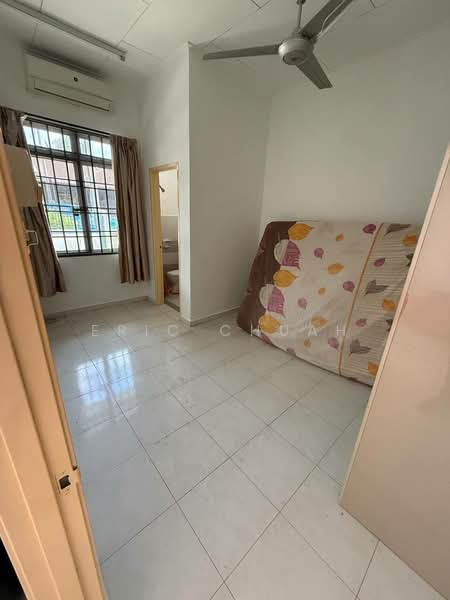 Rumah Teres 1 Tingkat untuk Disewa di Kangkar Pulai (Skudai) - Eric Chuah - Bedroom - PropertyGuru.com.my