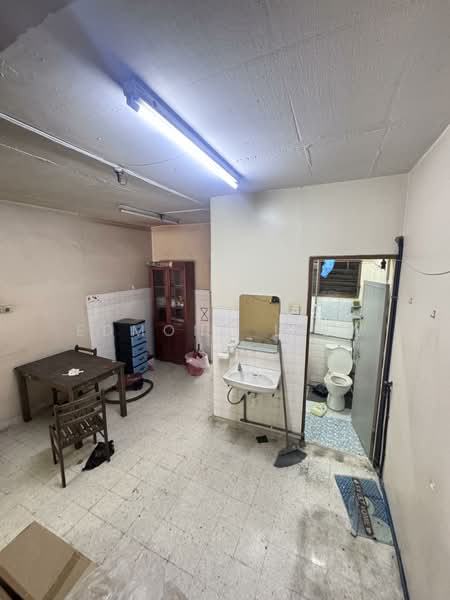 Rumah Teres 2 Tingkat untuk Dijual di Kampung Gombak Indah (Batu Caves) - Edmond Liew - Bathroom - PropertyGuru.com.my