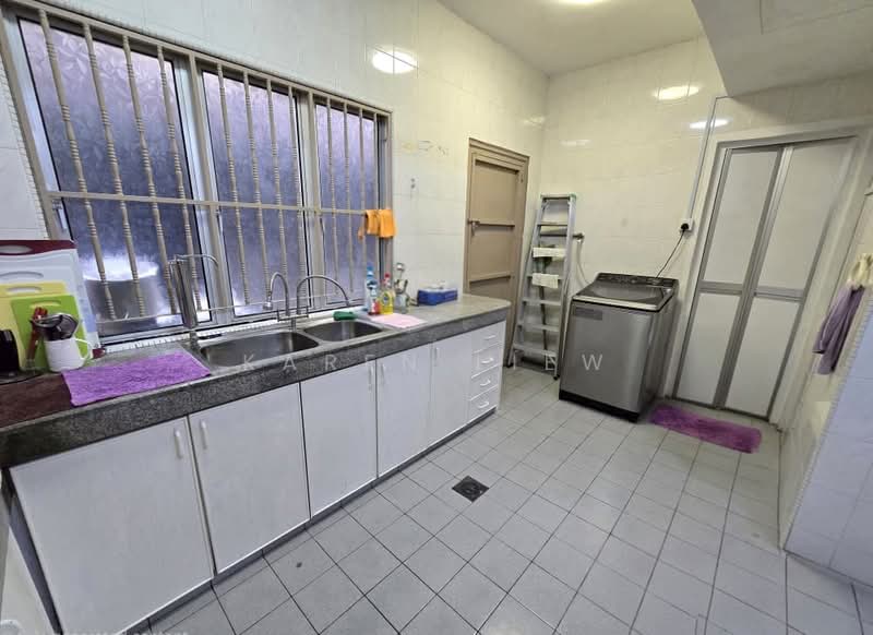 Rumah Teres 2 Tingkat untuk Dijual di Taman Batu Permai (Batu) - Karen Liew - Kitchen - PropertyGuru.com.my