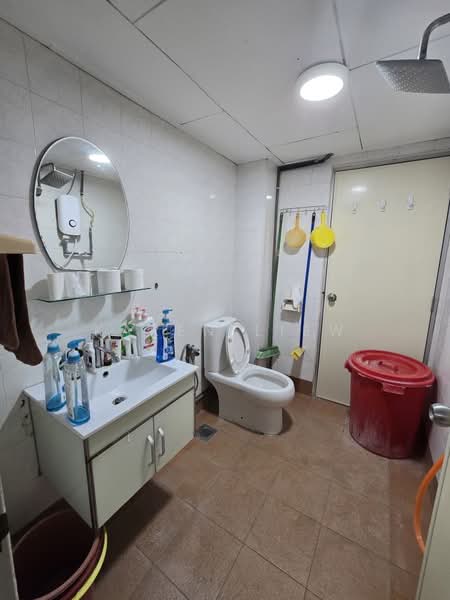Rumah Teres 2 Tingkat untuk Dijual di Taman Batu Permai (Batu) - Karen Liew - Bathroom - PropertyGuru.com.my