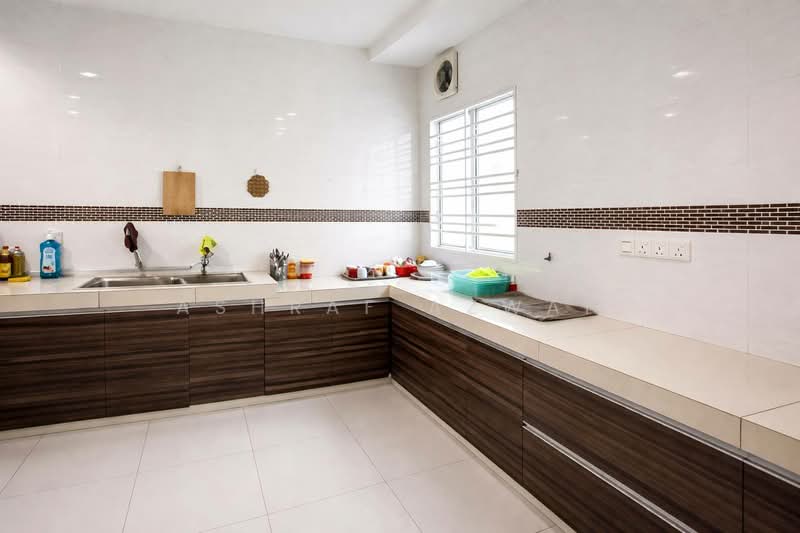 Rumah Teres 2 Tingkat untuk Dijual di Nusari Aman 2 (Labu) - Ashraf Azwan - Kitchen - PropertyGuru.com.my