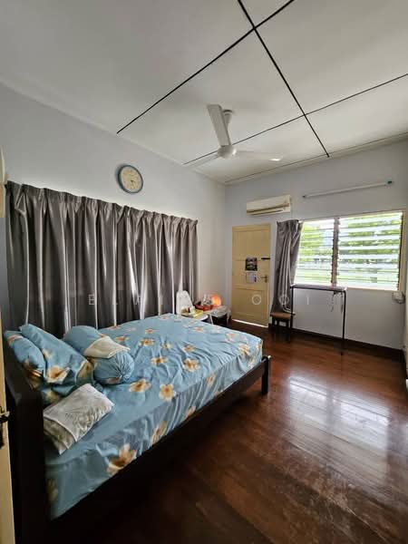 Rumah Berkembar untuk Dijual di Taman Guan Joo Seng (Jelutong) - Elaine Ooi - Bedroom - PropertyGuru.com.my