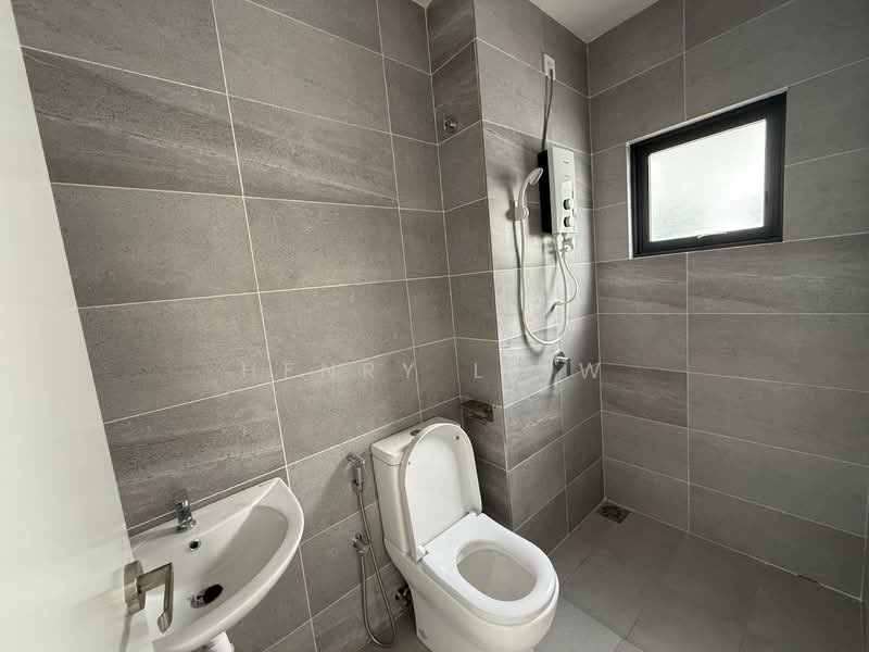 2-storey Terraced House for Rent in Cyberjaya (Selangor) - Henry Liew - Bathroom - PropertyGuru.com.my