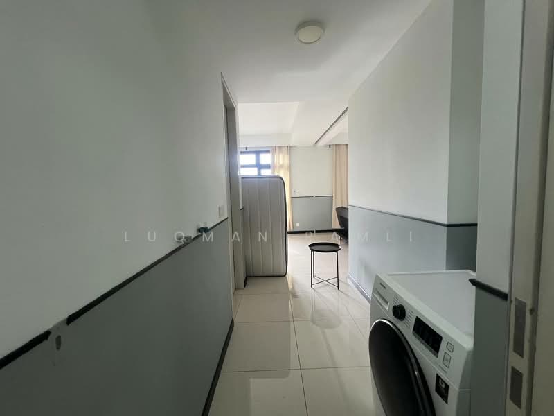 Kondominium untuk Dijual di Serini Melawati - Luqman Ramli - Corridor - PropertyGuru.com.my