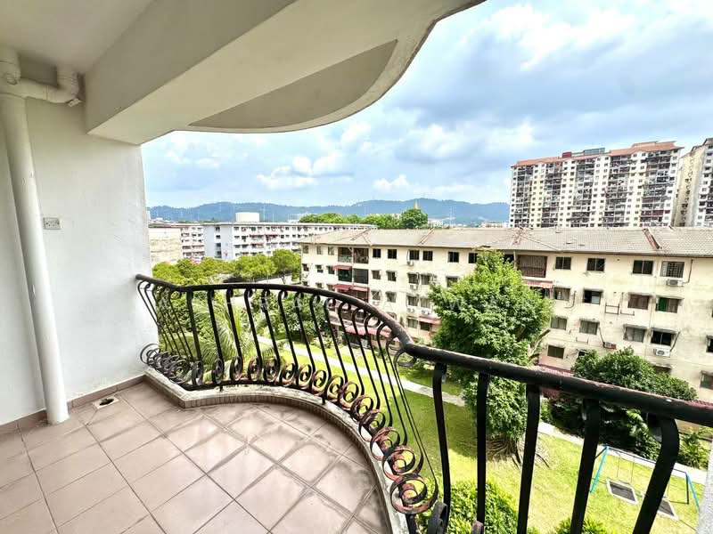 Kondominium untuk Dijual di Ampang Damai Condominium - Ashraf Azwan - Balcony - PropertyGuru.com.my