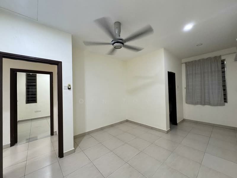 Rumah Teres 2 Tingkat untuk Dijual di Bandar Dato Onn (Tebrau) - Joan Tong - Living Room - PropertyGuru.com.my