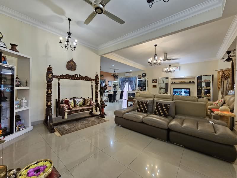 Semi-Detached House for Sale in Sungai Long (Bandar Sungai Long) - Ray Foo - Living Room - PropertyGuru.com.my