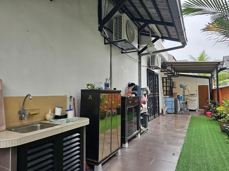 Semi-Detached House for Sale in Sungai Long (Bandar Sungai Long) - Ray Foo - Exterior - PropertyGuru.com.my