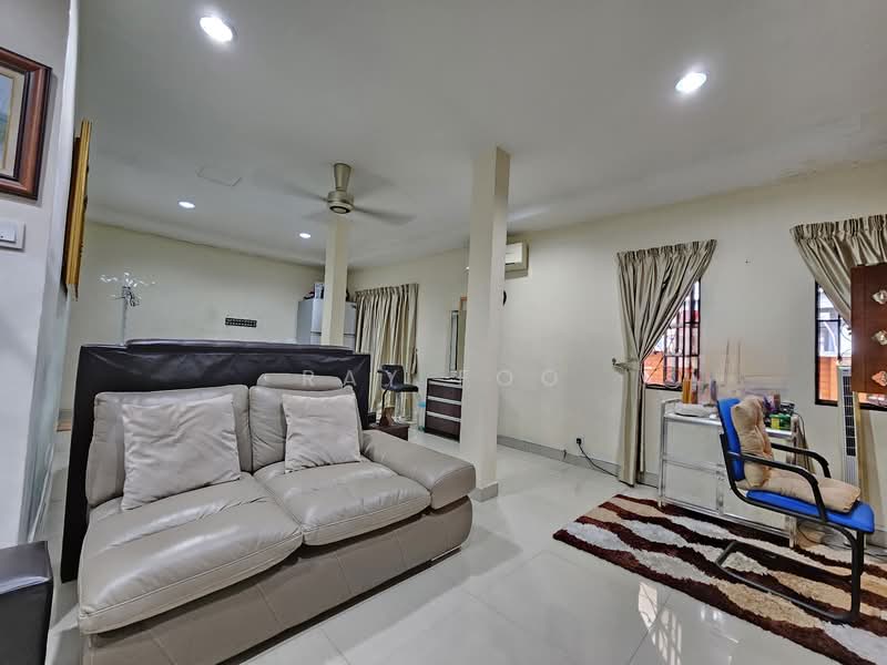 Semi-Detached House for Sale in Sungai Long (Bandar Sungai Long) - Ray Foo - Living Room - PropertyGuru.com.my
