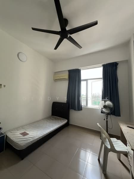 Apartment for Sale at Taman Jubilee Phase 5 - Gladys Kock - Bedroom - PropertyGuru.com.my