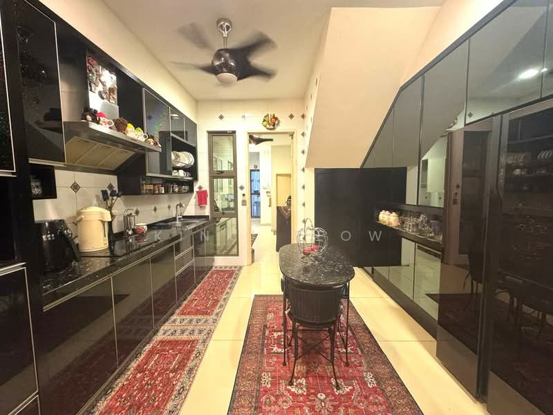Semi-Detached House for Sale in East Ledang (Iskandar Puteri (Nusajaya)) - Kinki Teow - Kitchen - PropertyGuru.com.my