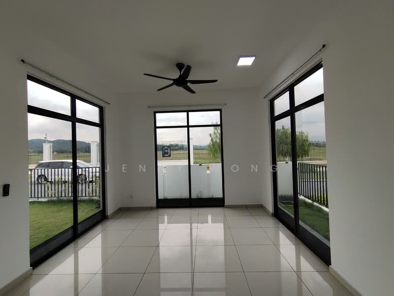 Rumah Teres 2 Tingkat untuk Disewa di Shah Alam (Selangor) - Jenny Wong - Living Room - PropertyGuru.com.my