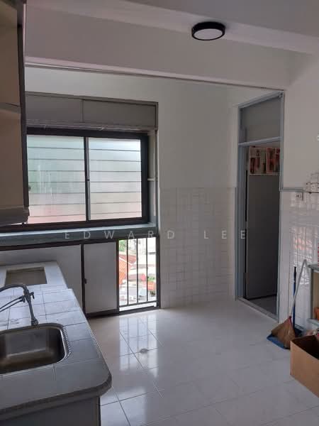 Apartment for Rent at Taman Sri Idaman - Edward Lee - Kitchen - PropertyGuru.com.my