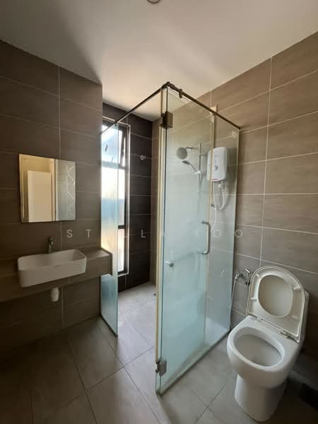 Terraced House for Rent in Dengkil (Selangor) - Stella Foo - Bathroom - PropertyGuru.com.my