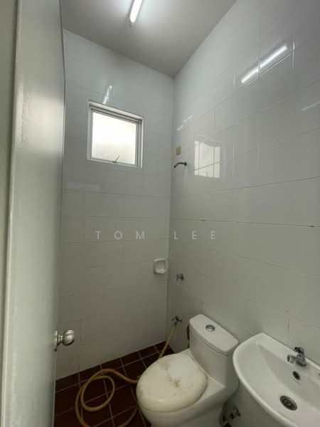1-storey Terraced House for Sale in Setia Alam (Selangor) - Tom Lee - Bathroom - PropertyGuru.com.my
