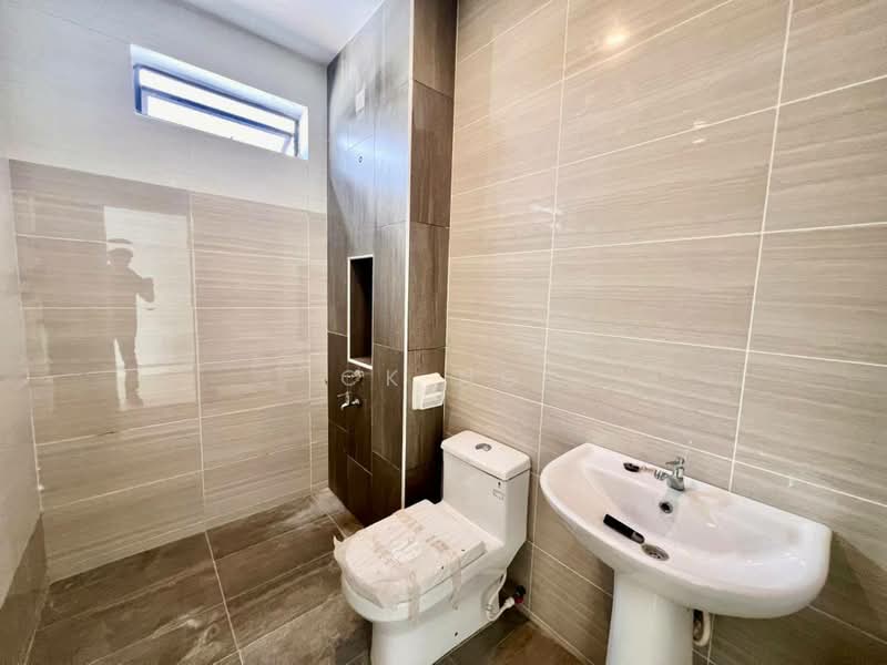 Terraced House for Sale in Skudai (Johor) - CK Ng - Bathroom - PropertyGuru.com.my