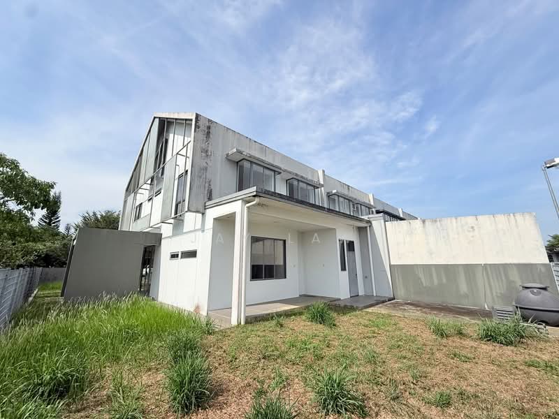 2-storey Terraced House for Sale in Kuching (Sarawak) - Jay Law - PropertyGuru.com.my