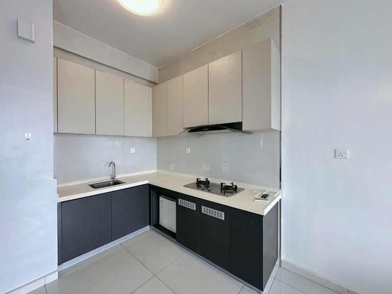 Kondominium untuk Dijual di Bay Point @ Country Garden Danga Bay - CK Ng - Kitchen - PropertyGuru.com.my