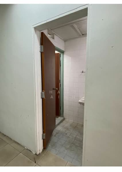 Kedai untuk Dijual di Taman Suria (Johor Bahru) - Phang Elainne - PropertyGuru.com.my