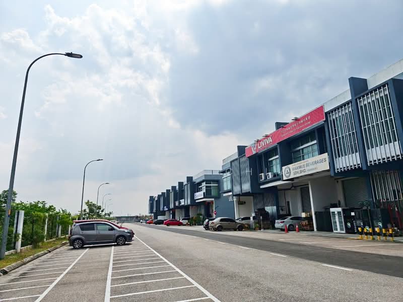 Kilang untuk Disewa di Ulu Tiram (Johor) - Stella Chia - Exterior - PropertyGuru.com.my