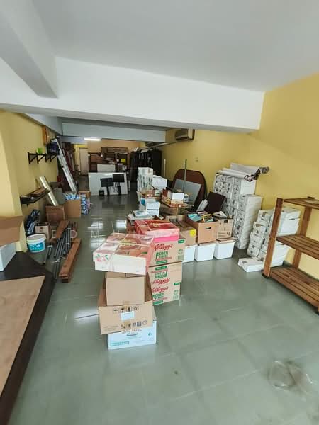 Shop for Rent in Taman Sungai Besi Indah (Seri Kembangan) - Edmund Chan - Interior - PropertyGuru.com.my