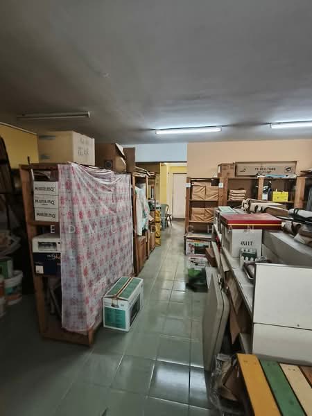 Shop for Rent in Taman Sungai Besi Indah (Seri Kembangan) - Edmund Chan - Interior - PropertyGuru.com.my