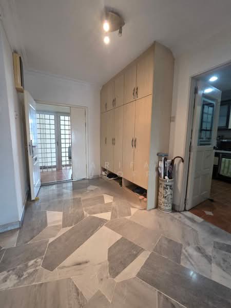 Kondominium untuk Dijual di Sri Alam Condominium - Sharifah Yusoff - Entrance - PropertyGuru.com.my