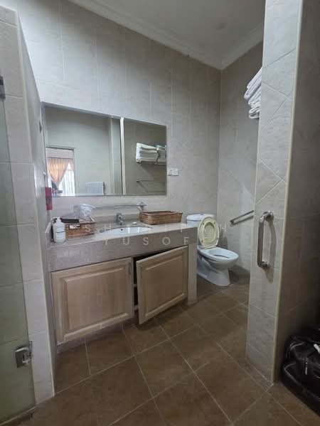 Kondominium untuk Dijual di Sri Alam Condominium - Sharifah Yusoff - Bathroom - PropertyGuru.com.my
