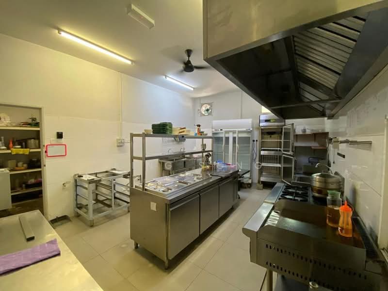 Shop for Sale in Melaka (Melaka City) - King Song - Kitchen - PropertyGuru.com.my