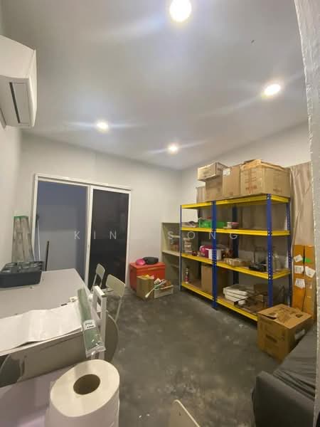 Shop for Sale in Melaka (Melaka City) - King Song - Interior - PropertyGuru.com.my