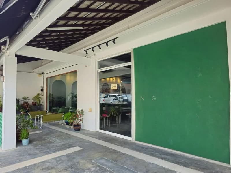 Shop for Sale in Melaka (Melaka City) - King Song - Exterior - PropertyGuru.com.my