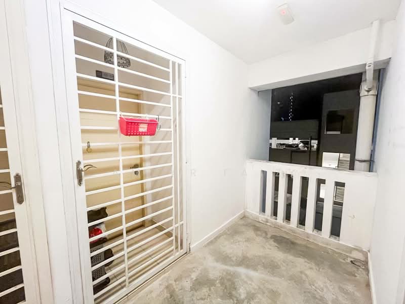 Apartment for Sale at De Bayu Apartment - Amzar Faiz - Balcony - PropertyGuru.com.my