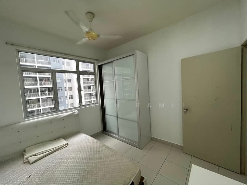Condominium for Sale at Residensi Pandanmas 2 - Luqman Ramli - Bedroom - PropertyGuru.com.my
