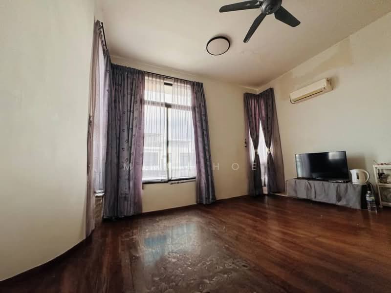 Cluster House for Sale in Bukit Indah (Iskandar Puteri (Nusajaya)) - Mars Hoe - Living Room - PropertyGuru.com.my