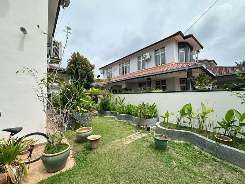 Semi-Detached House for Sale in Taman Merak (Bukit Baru) - Tim Piong - Exterior - PropertyGuru.com.my