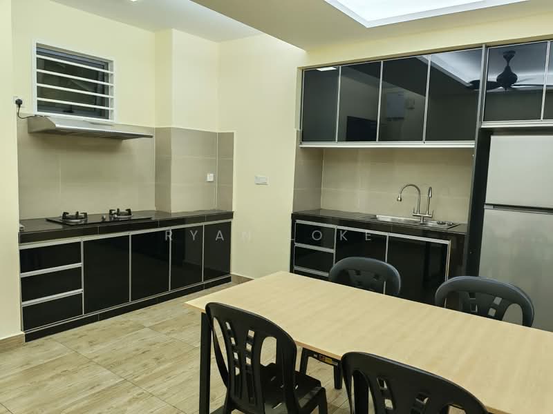 Service Residence for Rent at SkyVille 8 @ Benteng 8 - Ryan Loke - Kitchen - PropertyGuru.com.my