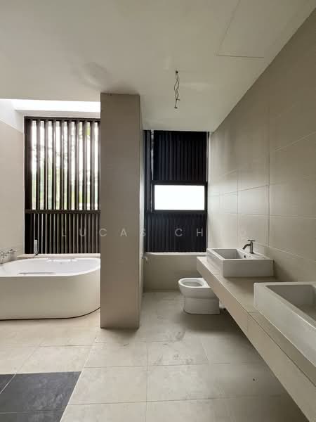 3.5-storey Terraced House for Sale in Ampang (Selangor) - Lucas Choo - Bathroom - PropertyGuru.com.my