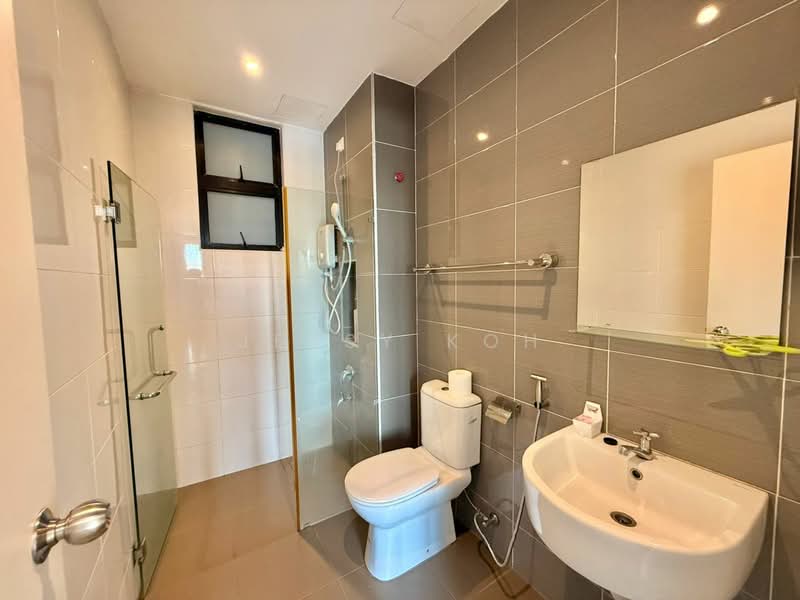 Service Residence for Rent at The Platino Serviced Apartment - Jessy Koh - Bathroom - PropertyGuru.com.my