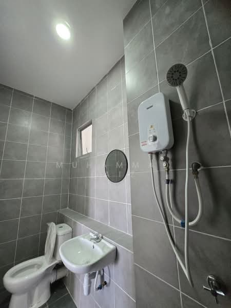 Apartment for Rent at Idaman Abadi - Muhammad Faiz - Bathroom - PropertyGuru.com.my