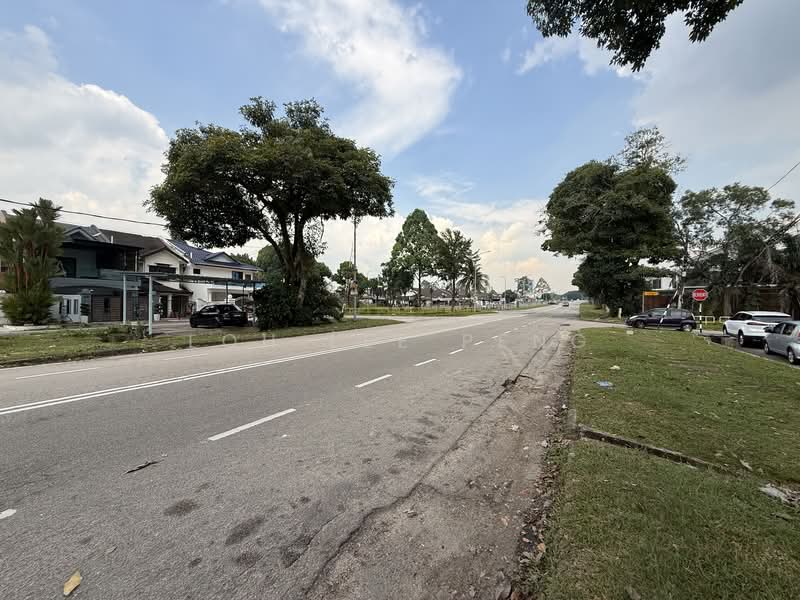 Shop / Office for Rent in Bandar Baru Permas Jaya (Permas Jaya) - Loh Lee Peng - Exterior - PropertyGuru.com.my