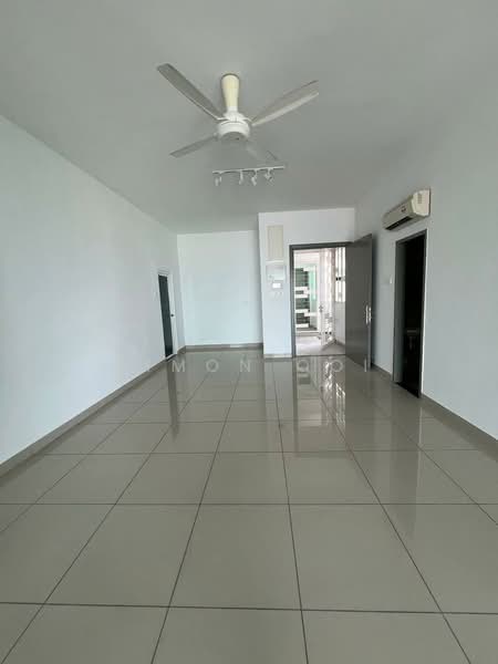 Condominium for Sale at Setia Pinnacle - Simon Ooi - Living Room - PropertyGuru.com.my