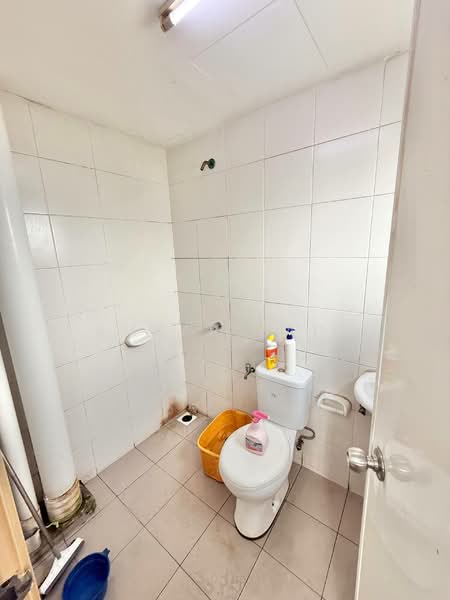 Apartment for Sale at De Cemara - Amzar Faiz - Bathroom - PropertyGuru.com.my