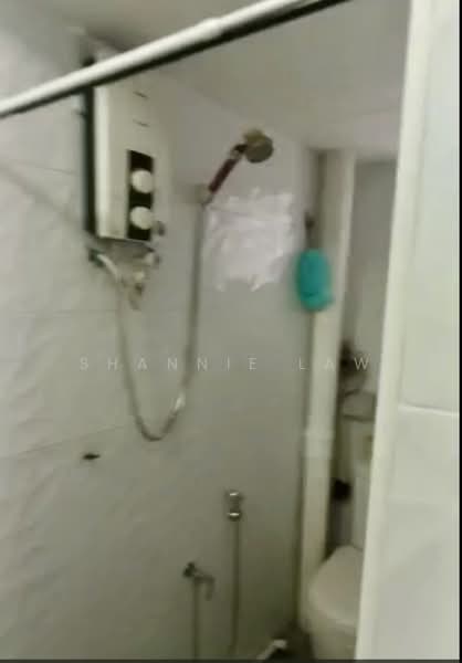 Apartment for Sale at Taman Castlefield - Shannie Law - Bathroom - PropertyGuru.com.my