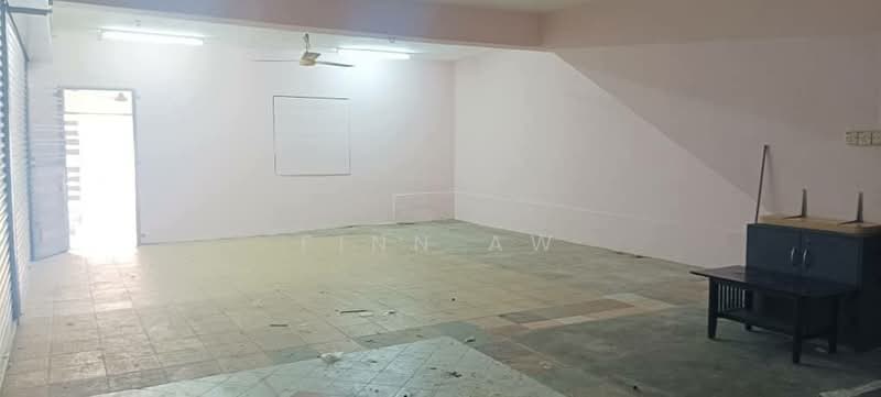 Shop for Sale in Taman Damai Jaya (Skudai) - Finn Aw - Interior - PropertyGuru.com.my